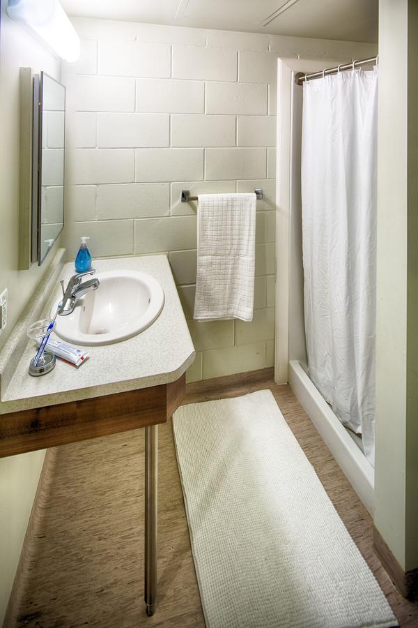 Uwinnipeg Downtown Hostel Extérieur photo
